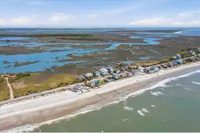 1567 Ashley Avenue E, Folly Beach, SC 29439 - Photo 15