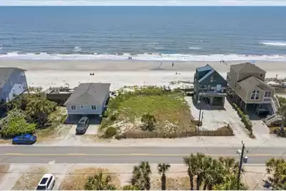 1567 Ashley Avenue E, Folly Beach, SC 29439 - Photo 31