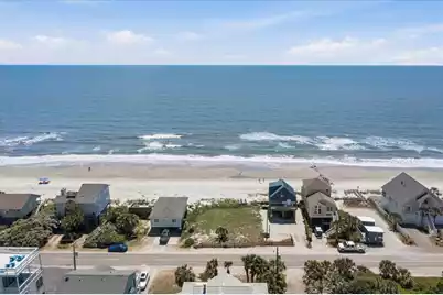 1567 Ashley Avenue E, Folly Beach, SC 29439 - Photo 5