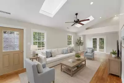 215 Hudson Avenue W, Folly Beach, SC 29439 - Photo 7