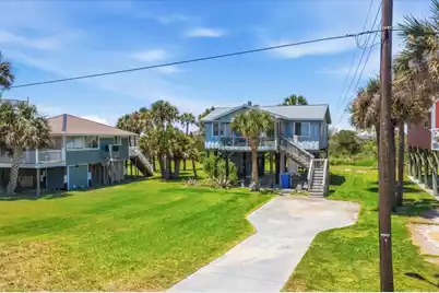 1726 Ashley Avenue E, Folly Beach, SC 29439 - Photo 53