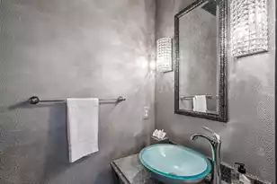 36 Harleston Pl, Charleston, SC 29401 - Photo 65