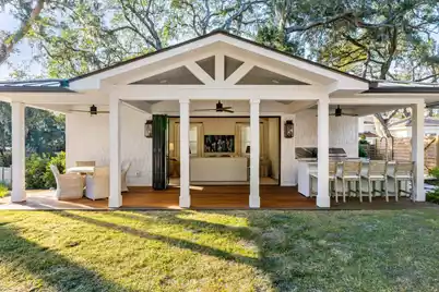 319 Hobcaw Drive, Mount Pleasant, SC 29464 - Photo 7