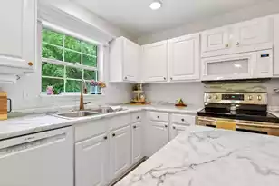 107 Broken Branch Dr, Goose Creek, SC 29445 - Photo 27