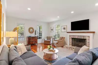 610 Hobcaw Bluff Drive, Mount Pleasant, SC 29464 - Photo 5
