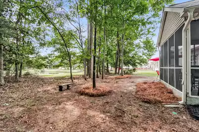 621 Beverly Drive, Summerville, SC 29485 - Photo 9