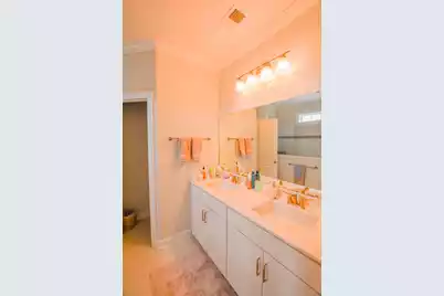 1596 Prince Edward Street, Mount Pleasant, SC 29464 - Photo 17