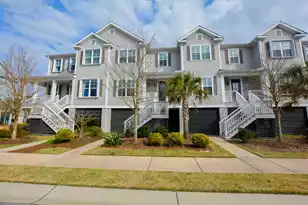 1596 Prince Edward St, Mount Pleasant, SC 29464 - Photo 1