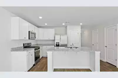 915 Long Bluff Road, Summerville, SC 29486 - Photo 5