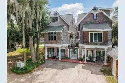 1612 Paris Avenue W, Port Royal, SC 29935 - Photo 1
