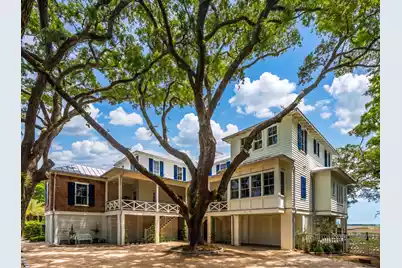 967 Royall Avenue, Mount Pleasant, SC 29464 - Photo 9