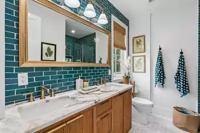 967 Royall Avenue, Mount Pleasant, SC 29464 - Photo 65