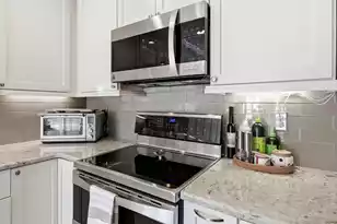 1004 Ventura Pl, Mount Pleasant, SC 29464 - Photo 11