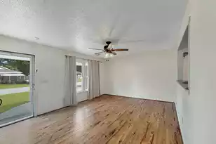 135 Mulberry Dr, Summerville, SC 29486 - Photo 3