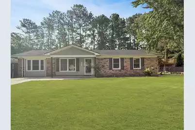 135 Mulberry Drive, Summerville, SC 29486 - Photo 1