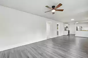 513 Warren St, Walterboro, SC 29488 - Photo 5