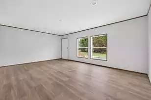393 Herndon St, Walterboro, SC 29488 - Photo 7