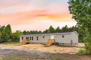 393 Herndon St, Walterboro, SC 29488 - Photo 5
