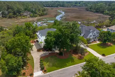 2324 Darts Cove Way, Mount Pleasant, SC 29466 - Photo 9