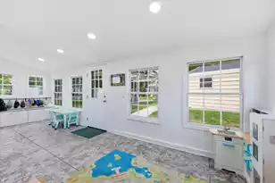 400 Forest Cir, Summerville, SC 29483 - Photo 13