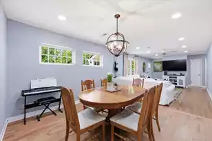 400 Forest Cir, Summerville, SC 29483 - Photo 9
