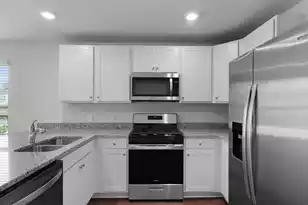 604 Pleasant Grv Wy, Summerville, SC 29486 - Photo 3