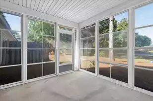 7360 Suncatcher Dr, Hanahan, SC 29410 - Photo 29