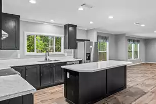 147 Bonanza Dr, Eutawville, SC 29048 - Photo 5