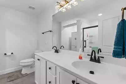 2068 Promenade Court, Mount Pleasant, SC 29466 - Photo 15