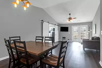 329 Reagan Drive, Summerville, SC 29486 - Photo 9