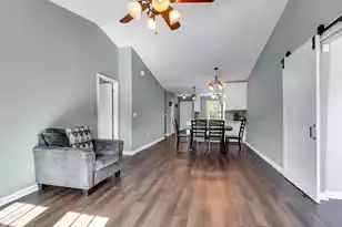 329 Reagan Dr, Summerville, SC 29486 - Photo 15