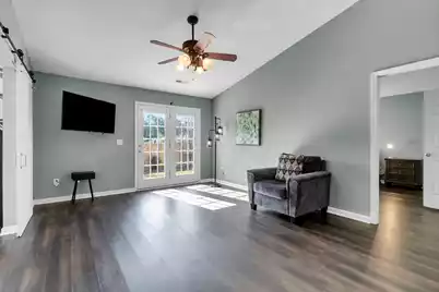 329 Reagan Drive, Summerville, SC 29486 - Photo 13