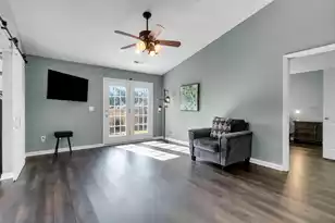 329 Reagan Dr, Summerville, SC 29486 - Photo 13