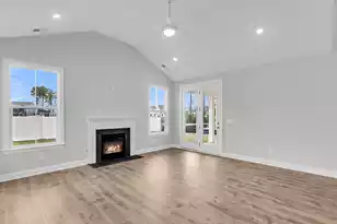 726 Maynard Ln, Summerville, SC 29486 - Photo 19