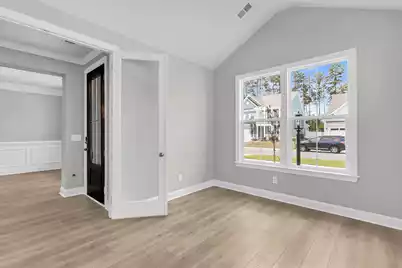 734 Maynard Lane, Summerville, SC 29486 - Photo 5