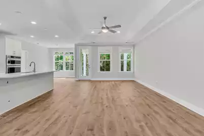 734 Maynard Lane, Summerville, SC 29486 - Photo 9