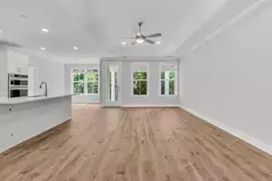 734 Maynard Ln, Summerville, SC 29486 - Photo 9