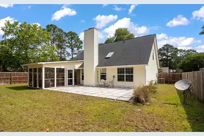 1394 Point Drive W, Mount Pleasant, SC 29466 - Photo 31