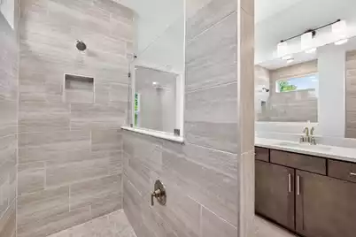 657 Coral Bells Lane, Summerville, SC 29486 - Photo 5