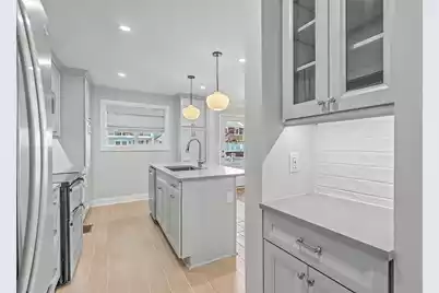958 Myrtle Court, Mount Pleasant, SC 29464 - Photo 9