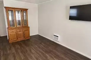 48 Huggins Street W, Manning, SC 29102 - Photo 5