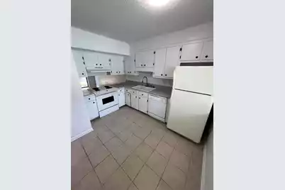 5040 Foxwood Drive, North Charleston, SC 29418 - Photo 5