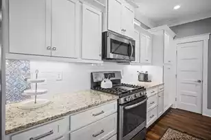 402 Sumter #Apt C, Charleston, SC 29403 - Photo 9