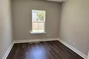 2553 Taylor St, North Charleston, SC 29406 - Photo 9