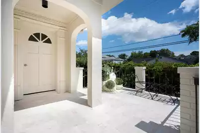 924 Ashley Avenue, Charleston, SC 29403 - Photo 3