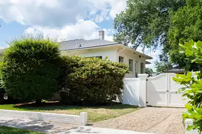 924 Ashley Avenue, Charleston, SC 29403 - Photo 7