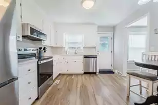 950 Cottingham Dr, Mount Pleasant, SC 29464 - Photo 11