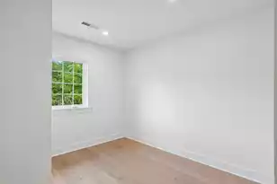 2 Gadsden St, Charleston, SC 29401 - Photo 43