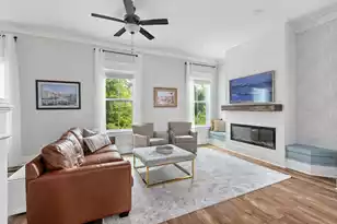 539 Cooper Village Ln, Mount Pleasant, SC 29464 - Photo 13