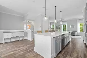 539 Cooper Village Ln, Mount Pleasant, SC 29464 - Photo 17